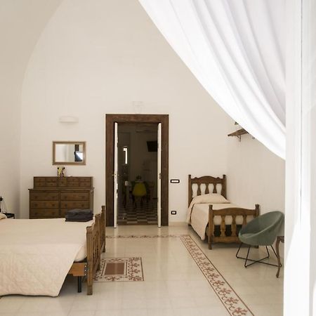 Palazzo Italia Apartments Барі Екстер'єр фото