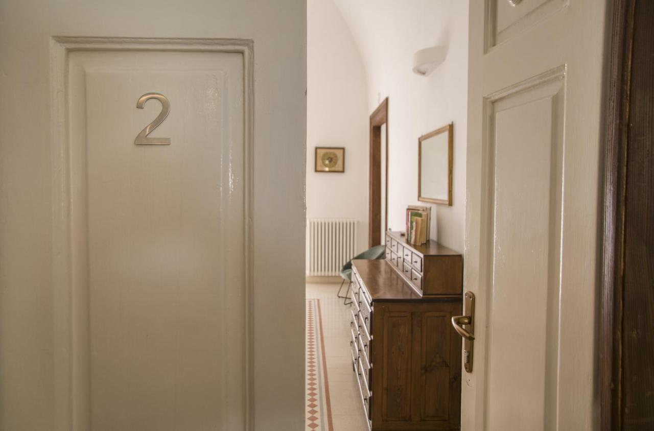 Palazzo Italia Apartments Барі Екстер'єр фото