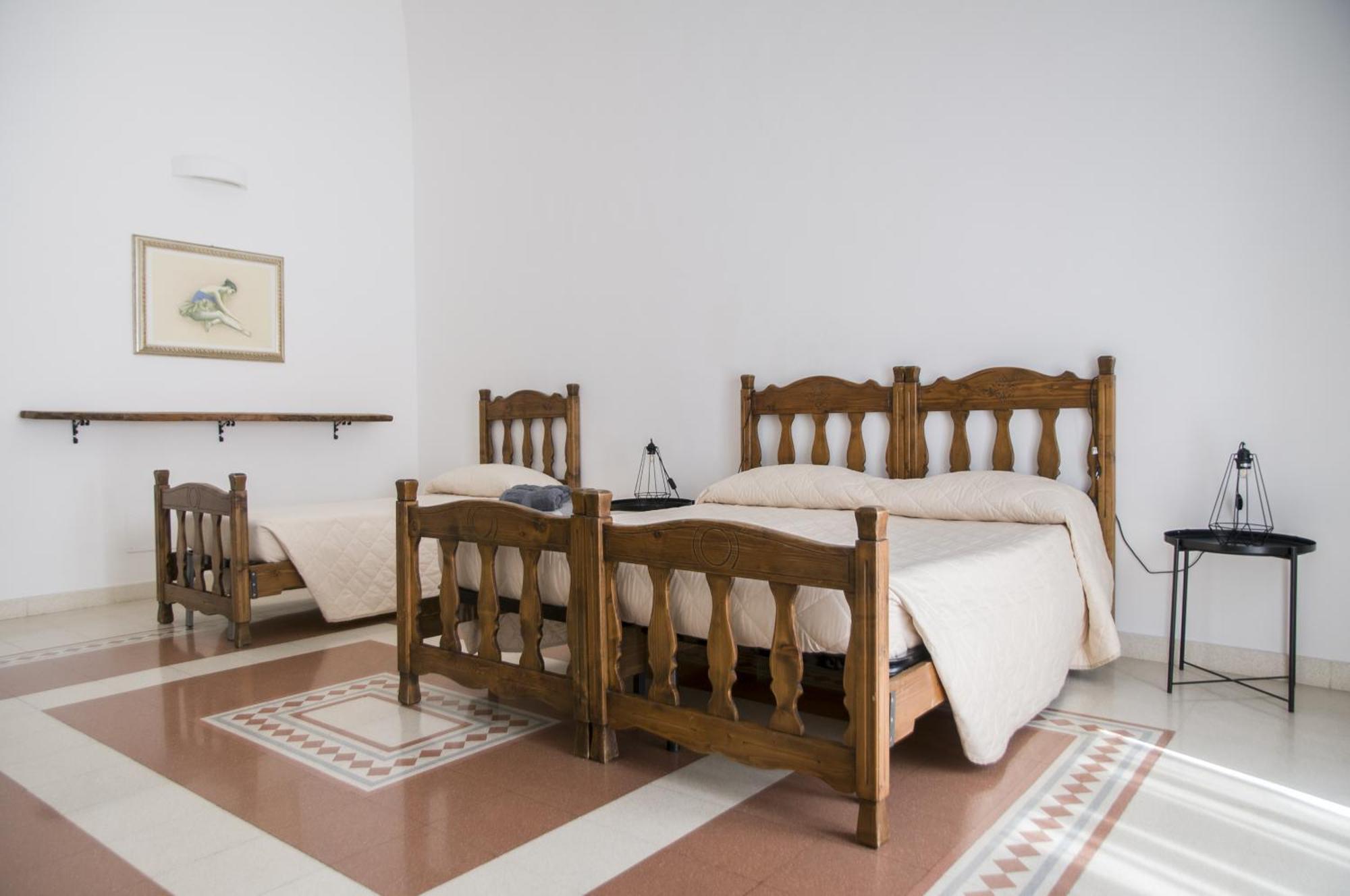 Palazzo Italia Apartments Барі Екстер'єр фото