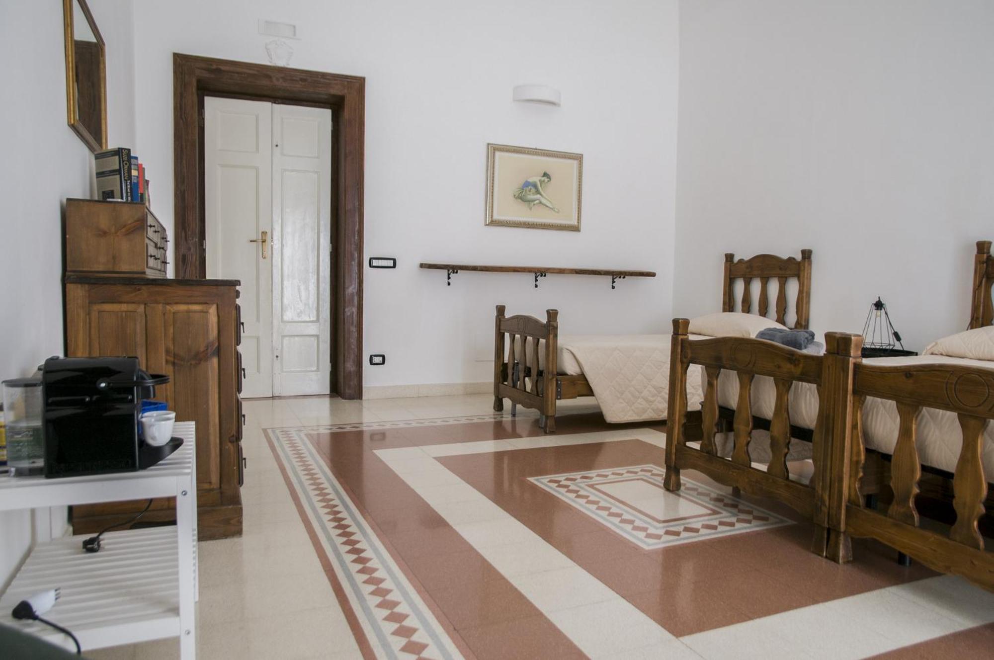 Palazzo Italia Apartments Барі Екстер'єр фото